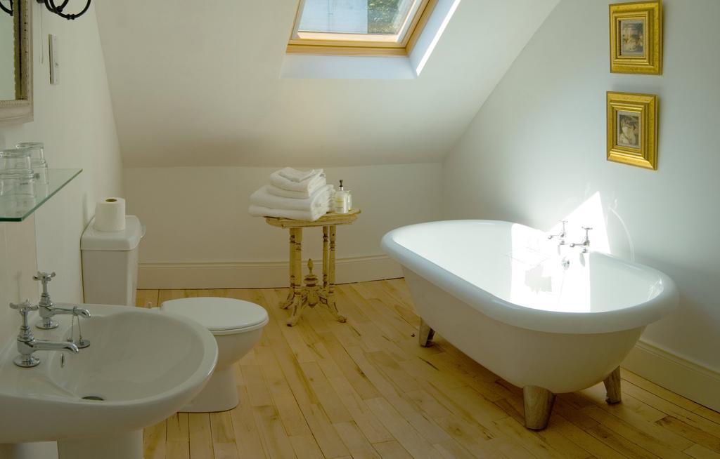 Shola Coach House B&B Κόλερεϊν Δωμάτιο φωτογραφία